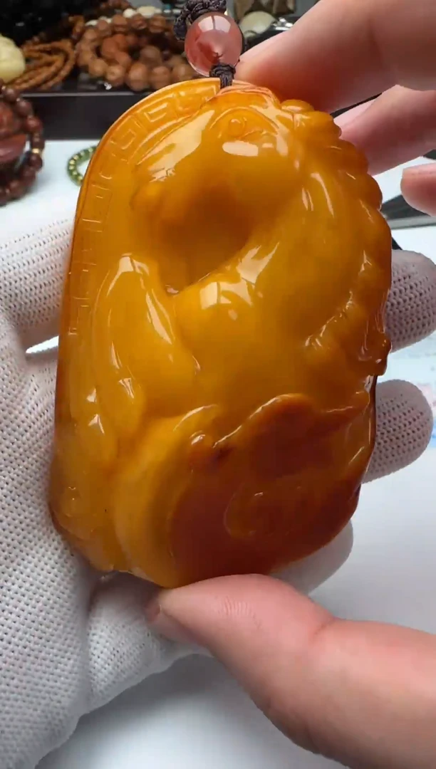 【闪购商品】蜜蜡吊坠(赠链)未镶嵌蜜蜡