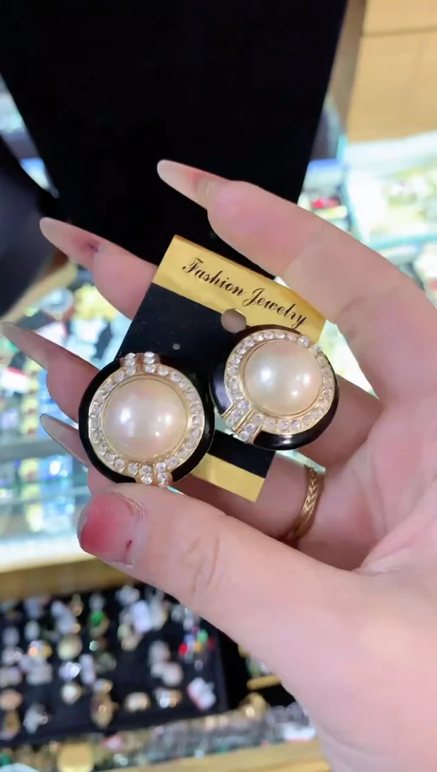 【闪购商品】瓷片楚楚中古珠宝甄选不退换