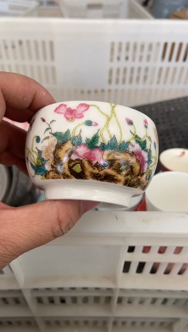 杯无运费险有瑕疵的摄影的产品有使用过的痕迹有点脏介意勿拍