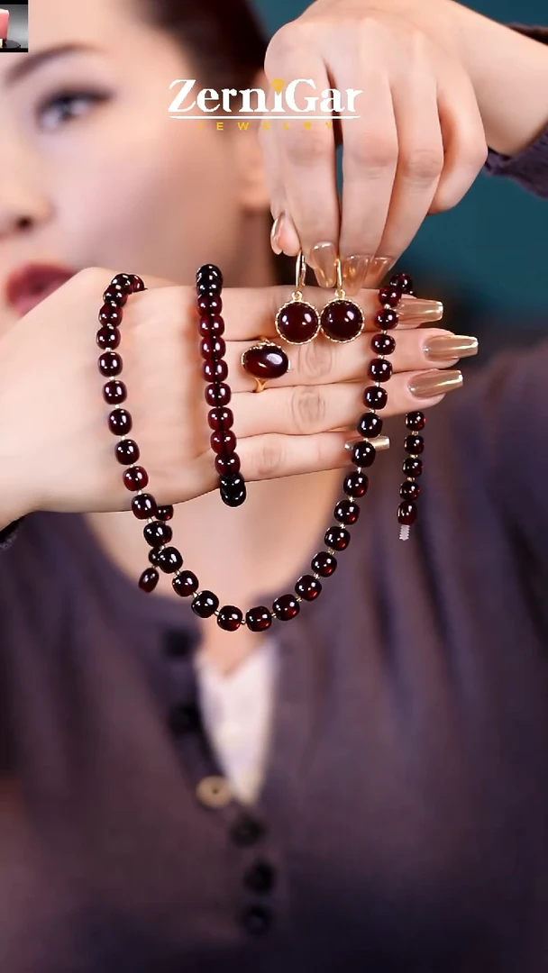 【闪购商品】琥珀颈饰未镶嵌天然琥珀四件套