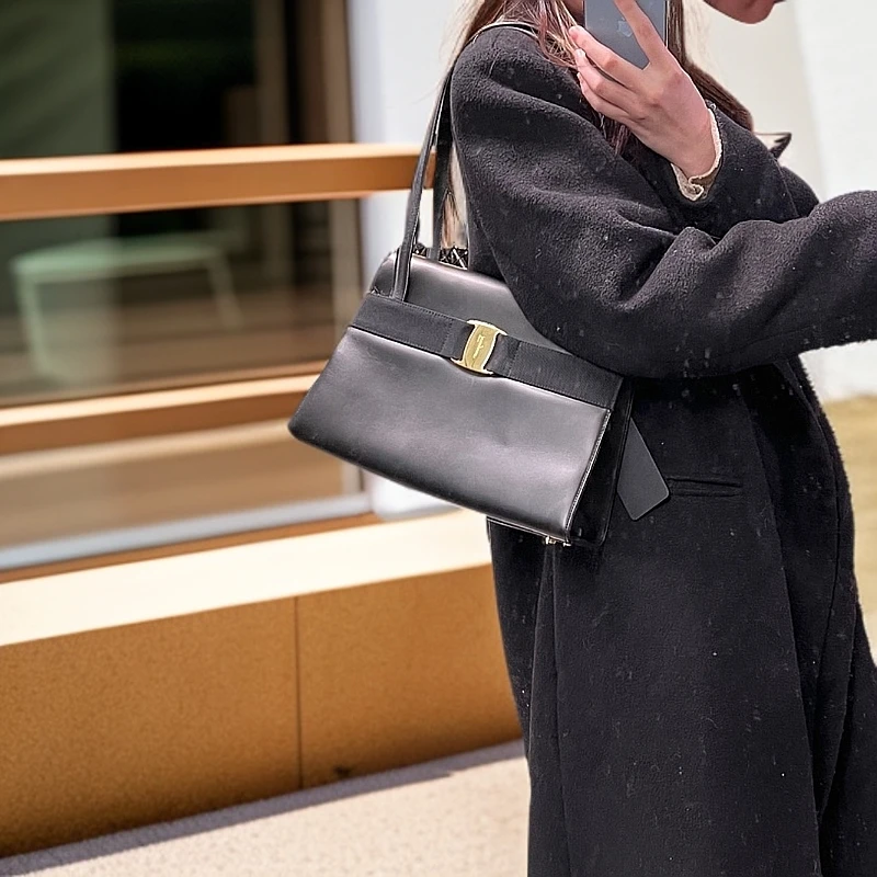 95新 FERRAGAMO/菲拉格慕 K106黑色公文包轻奢时尚经典