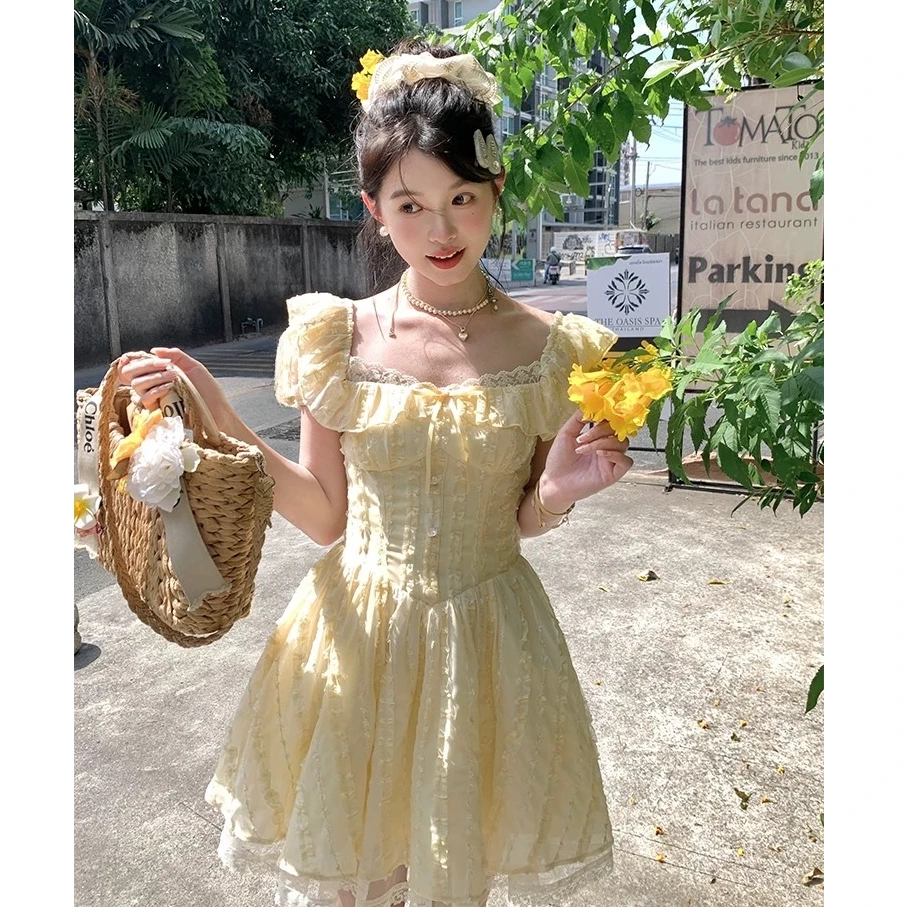 【现货】大码春季法式方领泡泡袖收腰a字连衣裙女甜美裙子10912