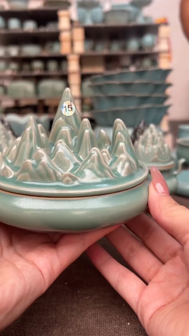 瓷片小**?仿古翡翠绿釉矮博山炉一级15