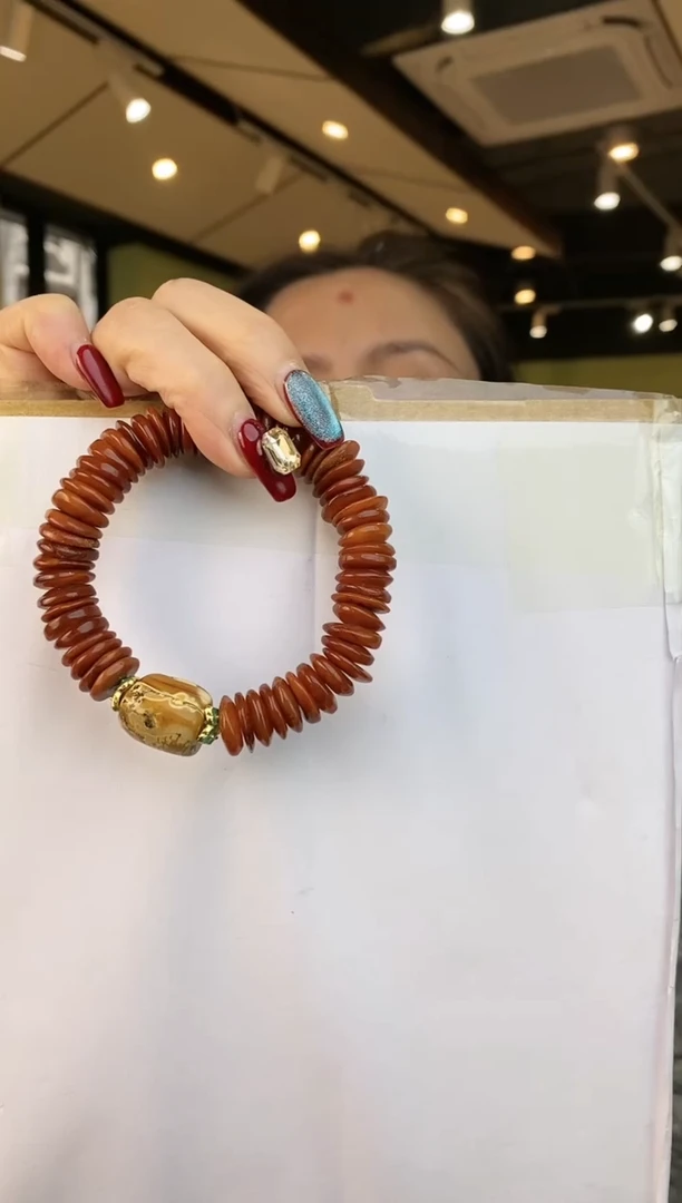 【闪购商品】琥珀手链未镶嵌多人