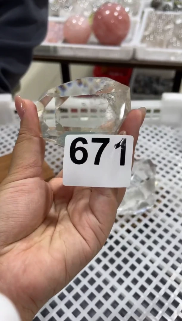 未镶嵌珠宝半成品水晶671