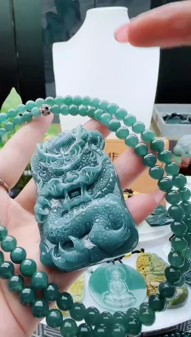 【闪购商品】翡翠颈饰未镶嵌多样性随机一件发货