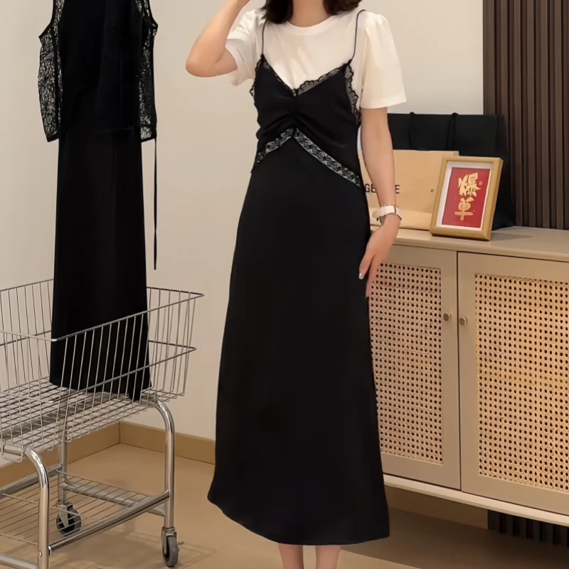 秋季简约风休闲风设计感拼接假两件连衣裙胖mm遮肉收腰显瘦小黑裙