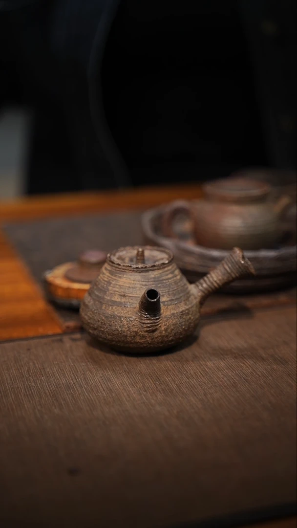 全手工制作  南蛮侧把壶