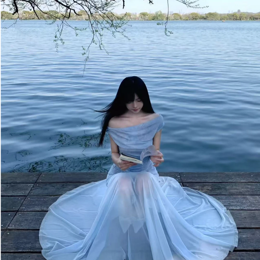 盐茶绝美蓝调布鲁斯法式斜肩氛围感微透A字薄纱连衣裙女