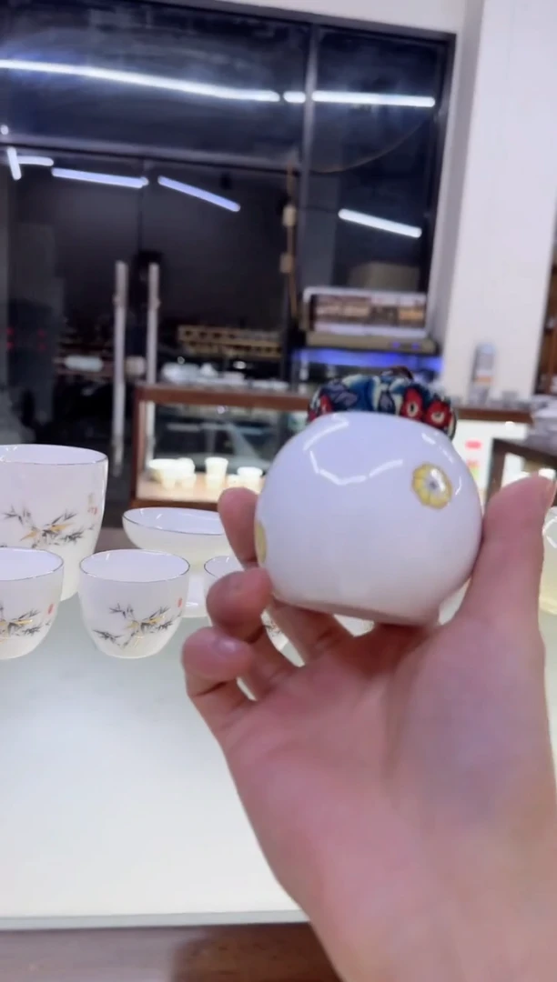 【闪购商品】瓷片言泥言泥言泥@YN