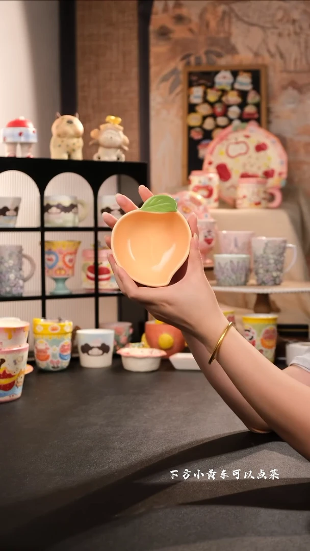 景德镇手工手绘创意设计款陶瓷