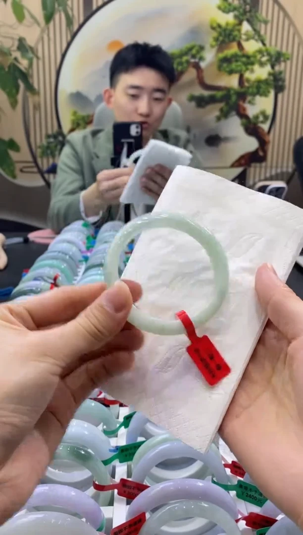 未镶嵌手镯翡翠0667