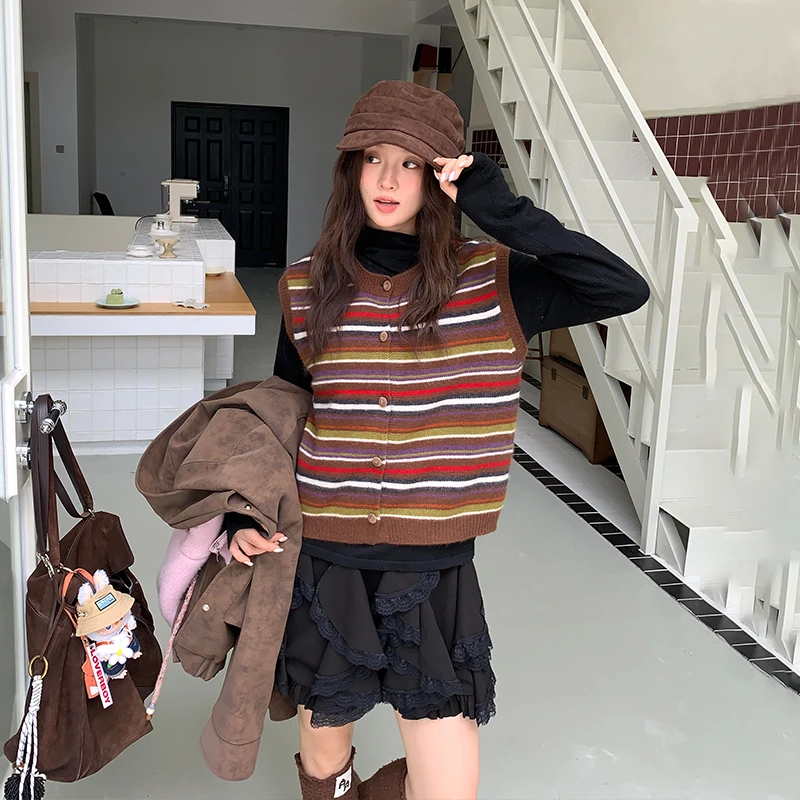 河岸家买手店YANAG休闲风彩色条纹浣熊绒针织马甲女25秋冬新款