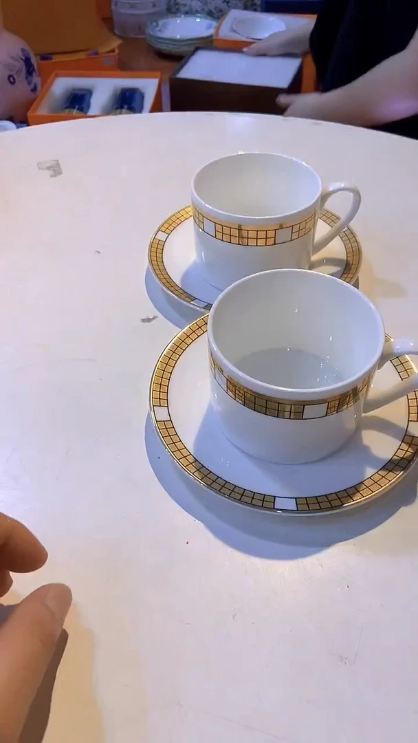 杯鸿辉家品牌瓷器，京东包邮！