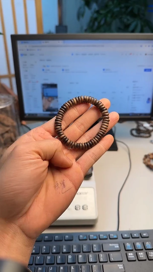 沉香手串海南海油格沉香