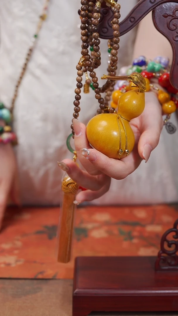 385漆艺工艺小葫芦138