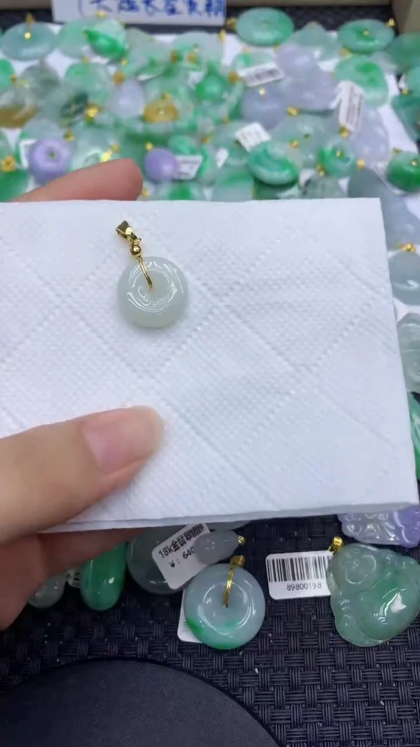 颈饰未镶嵌翡翠天然缅甸A货翡翠