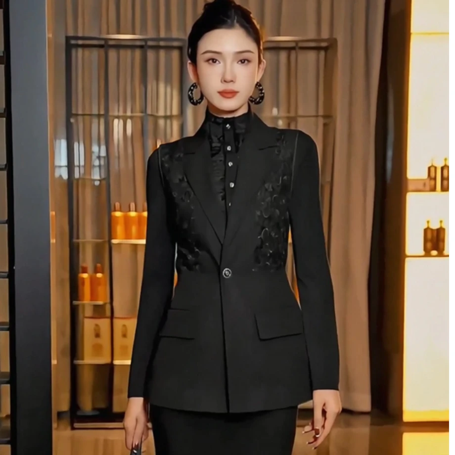 AMASS/阿玛施新款轻职风设计感显瘦气质修身蕾丝拼接马甲 5400887