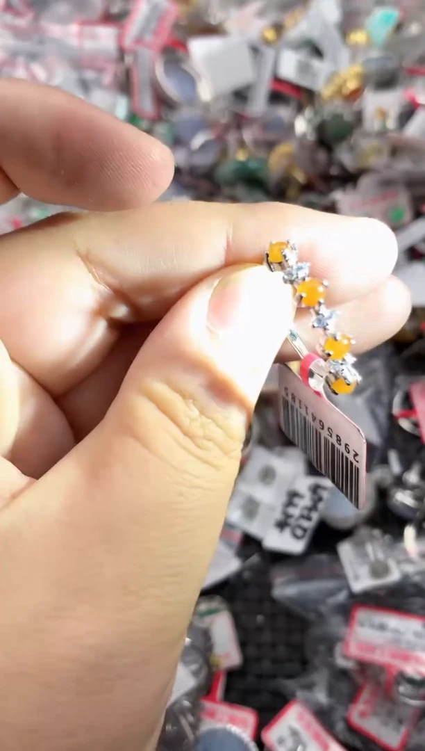 银S925镶嵌戒指翡翠888    10