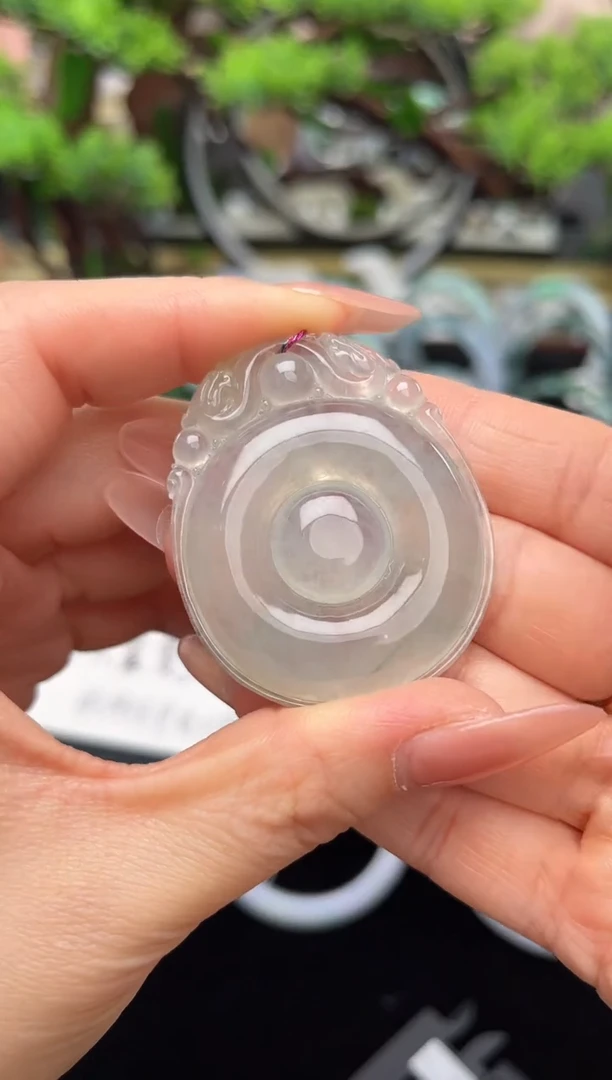 颈饰未镶嵌翡翠吊坠