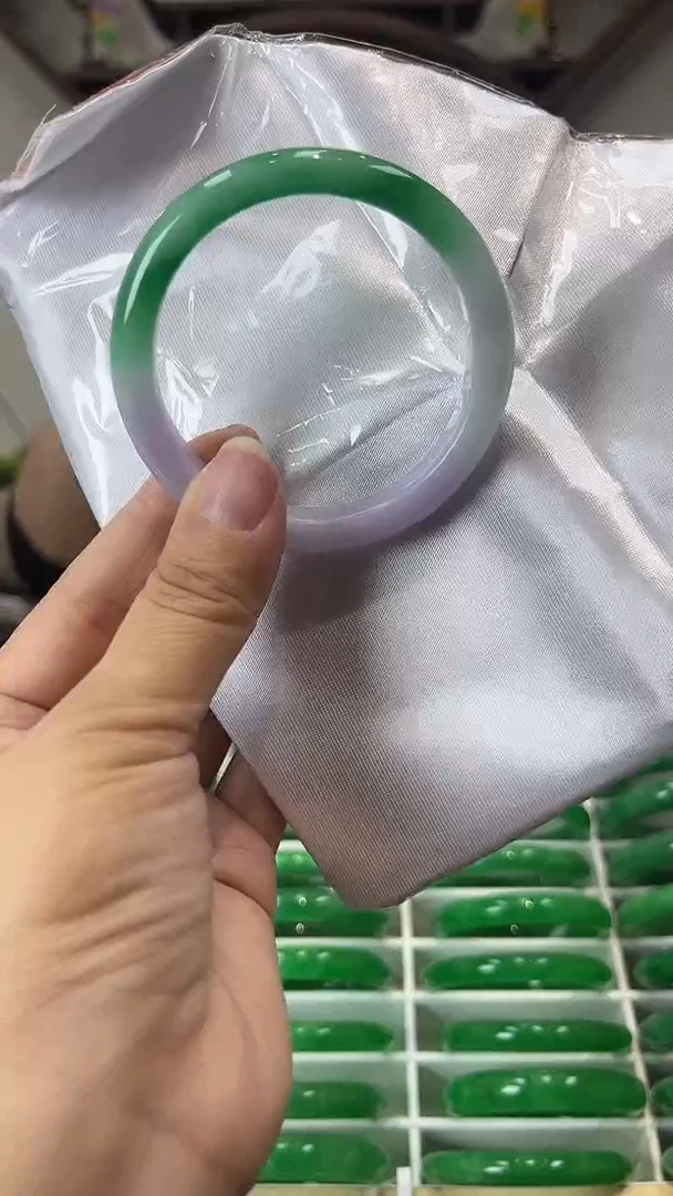 【闪购商品】砖雕闪15  圈口55 独货手镯