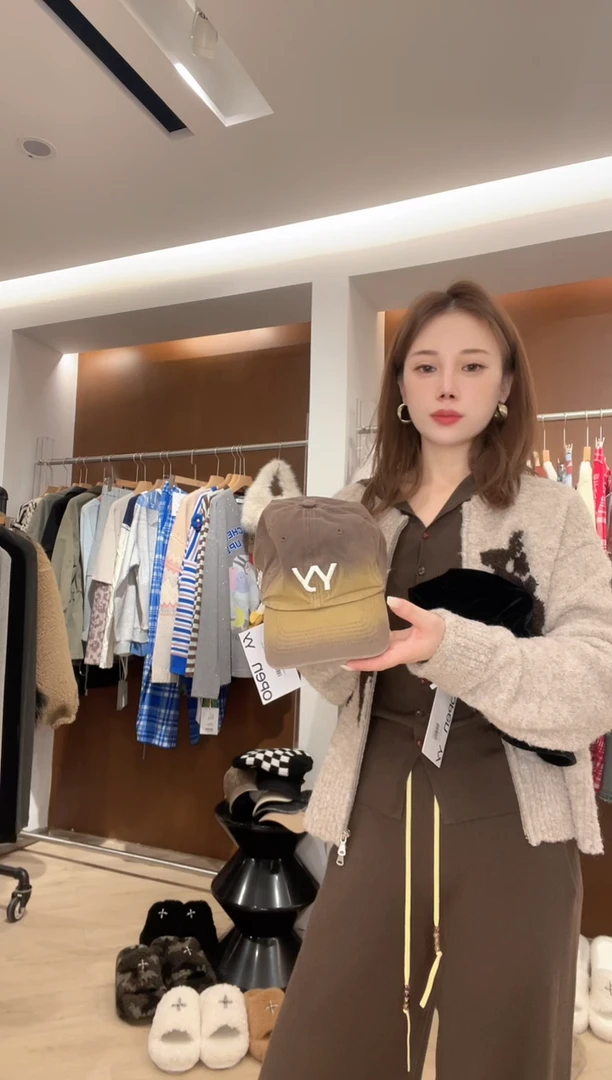 OPENYY 棒球帽渐变色 原价890