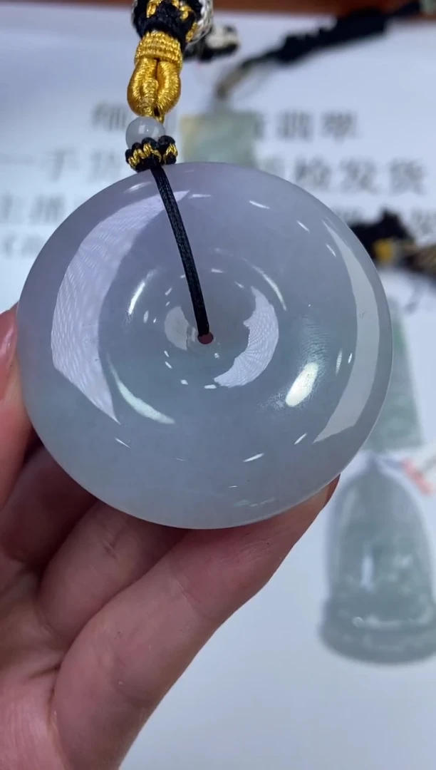翡翠挂件未镶嵌319401