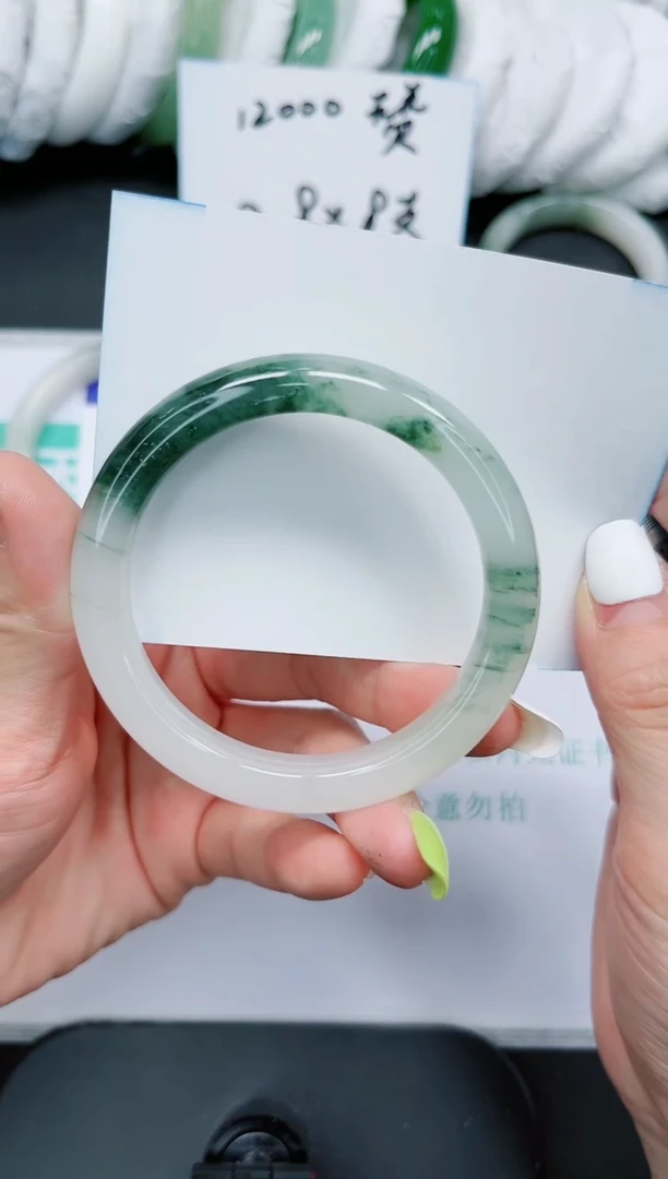 石英质玉手镯未镶嵌697/56