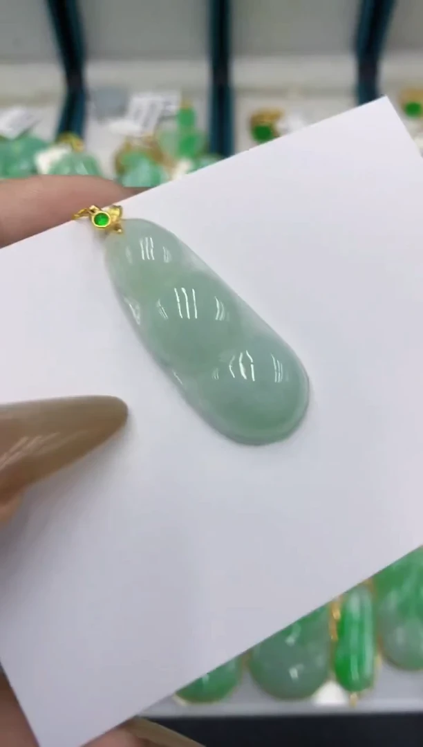 颈饰未镶嵌翡翠11111