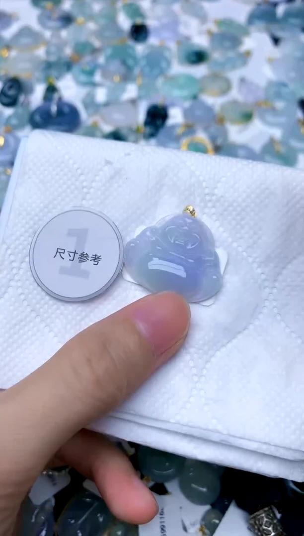 颈饰18K金镶嵌翡翠天然A货翡翠