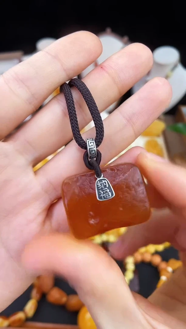 琥珀未镶嵌珠宝奇石柒月
