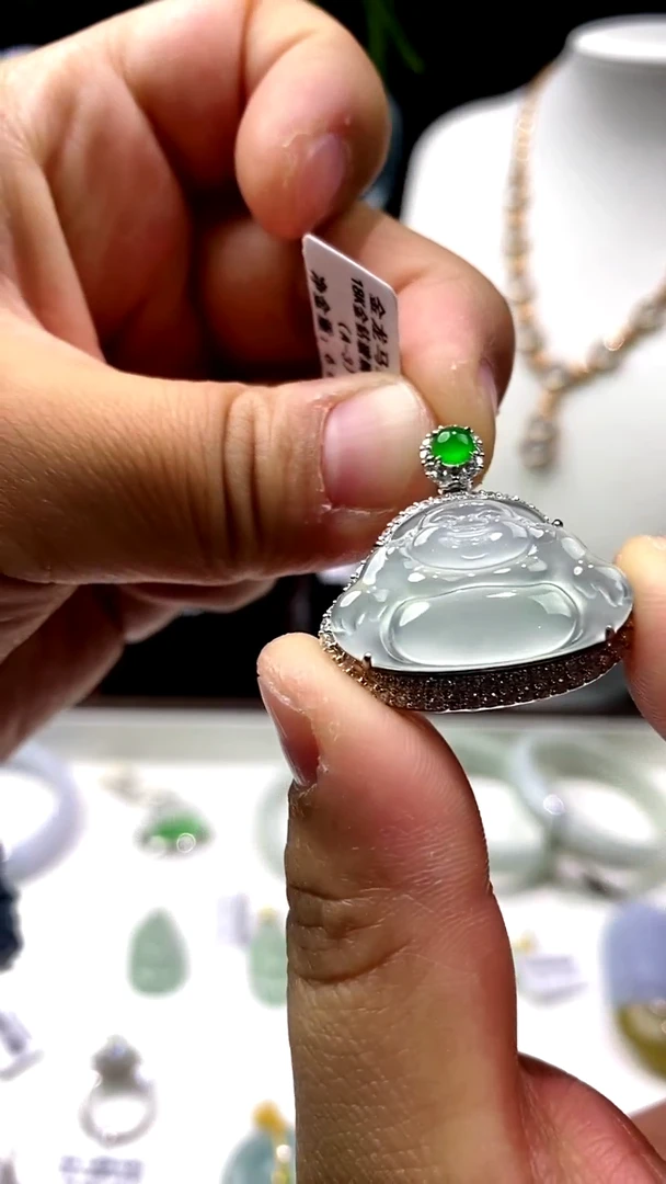 颈饰18K金镶嵌翡翠玻璃种大开盖天然缅料A货翡翠佛公吊坠