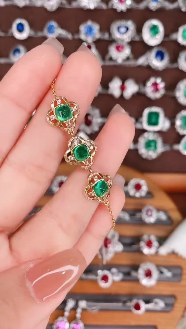 【闪购商品】祖母绿18K手链18K金镶嵌2.1克拉