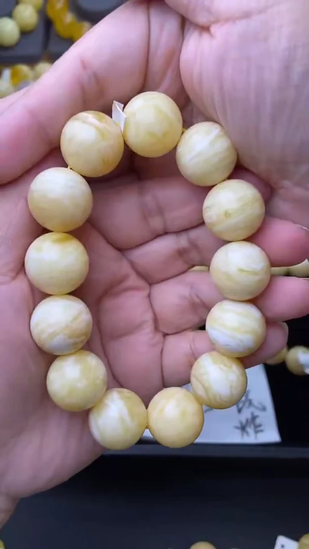 裸石琥珀未镶嵌 星筠珠宝优选56