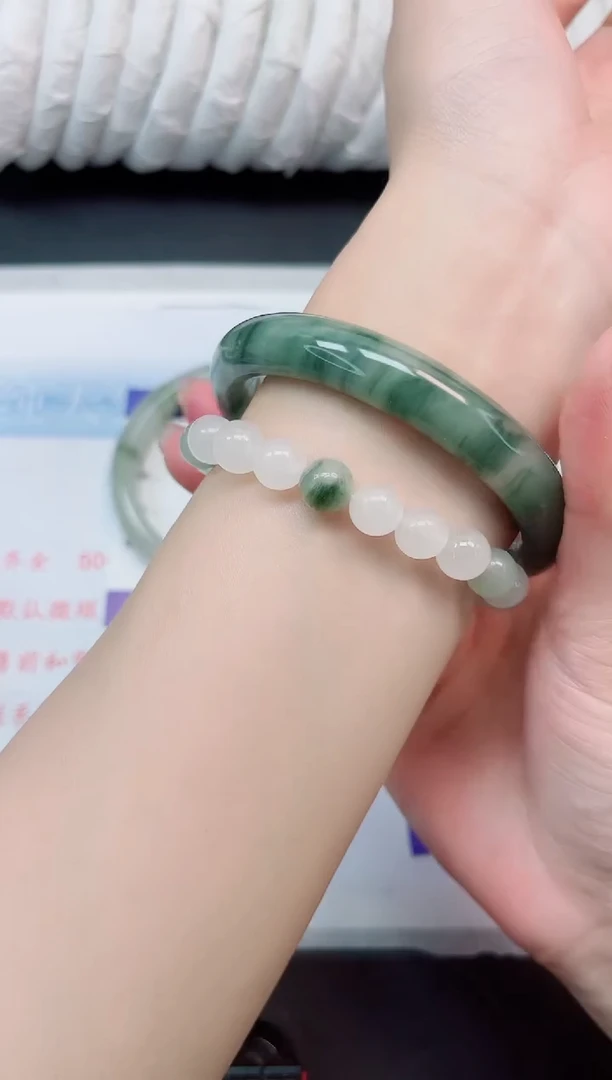 【闪购商品】石英质玉手镯未镶嵌317-60