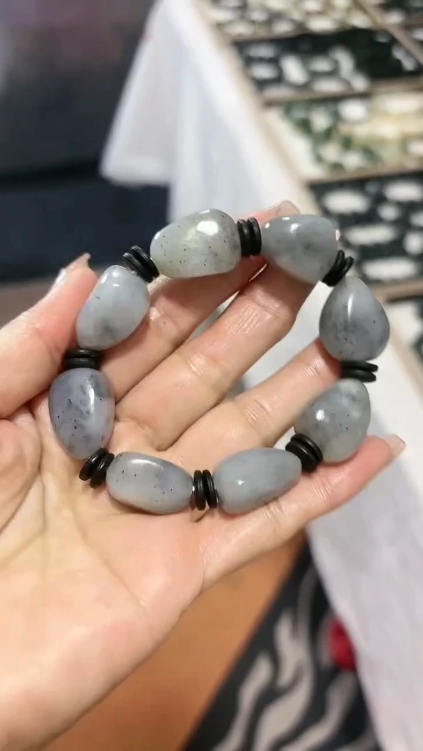 【闪购商品】和田玉颈饰未镶嵌手串