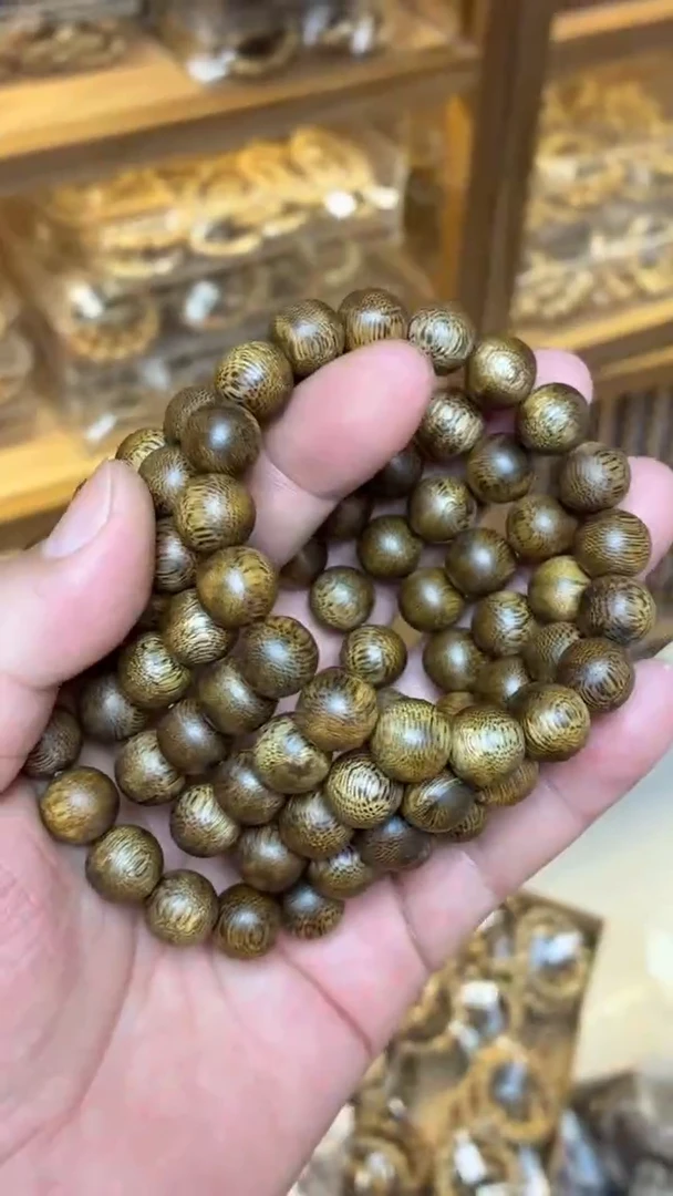 沉香手串 海南莺歌绿圆珠单圈1.2多样性发其一