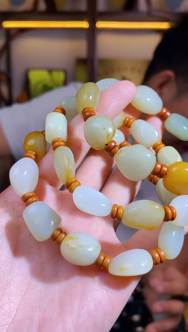 和田玉未镶嵌颈饰多样性发货 拍一发一