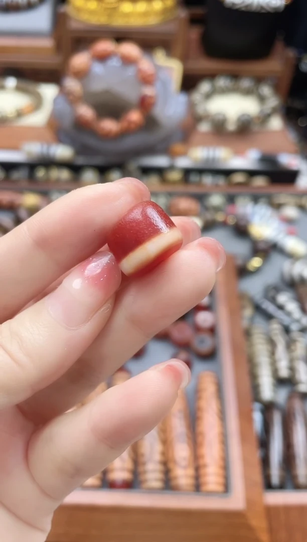 未镶嵌珠珠玛瑙/玉髓药师金蟾红肉断珠