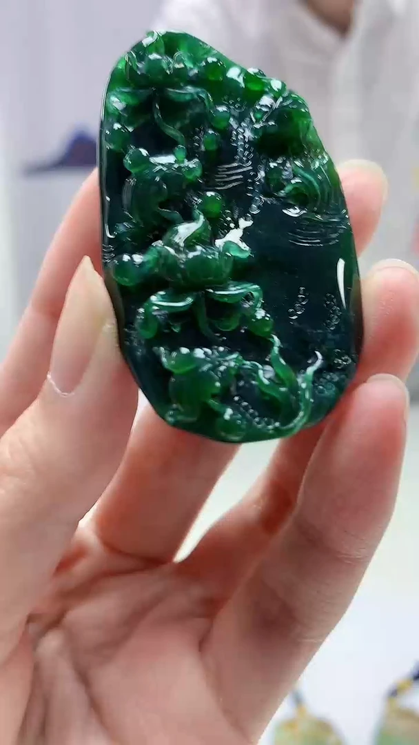 【闪购商品】定制翡翠未镶嵌5028zm-毛货挂件荷叶鱼180