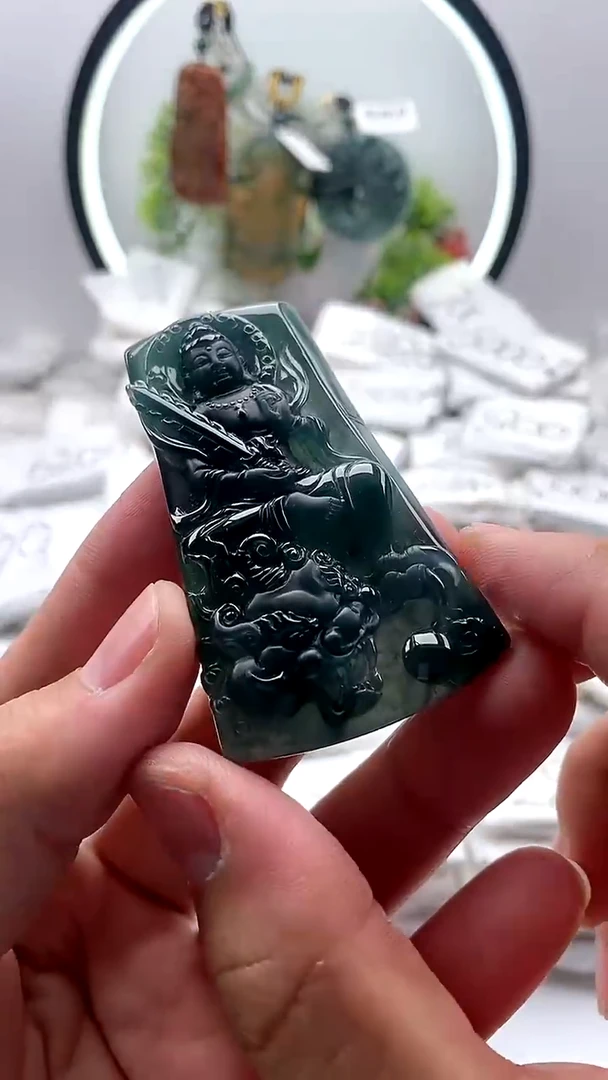 【闪购商品】翡翠颈饰未镶嵌文殊