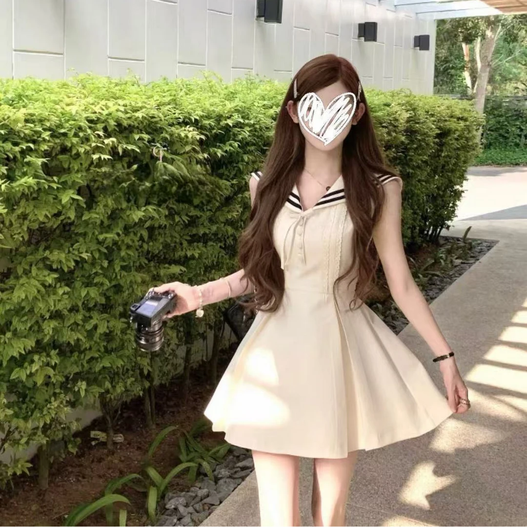 初访六本木 海军领木耳边无袖连衣裙