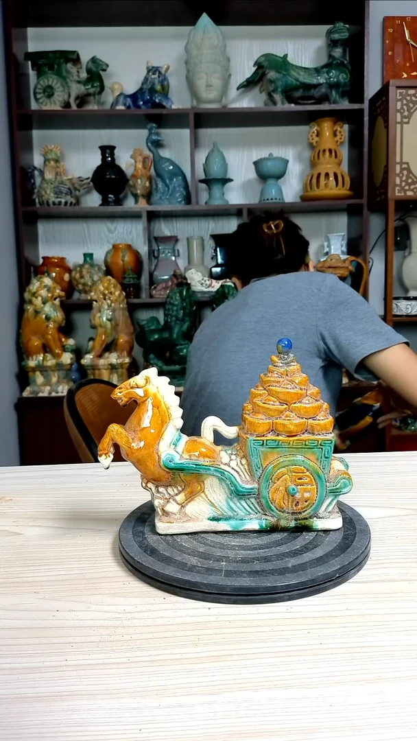 经典精美复古风格瓷器