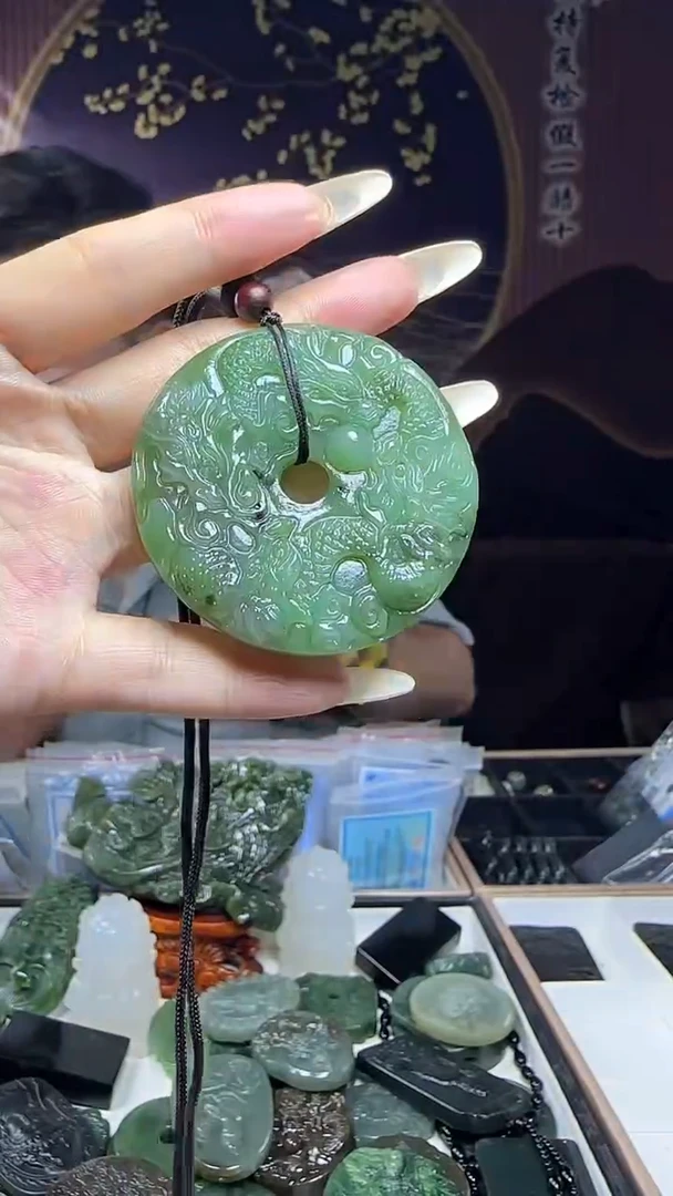 和田玉未镶嵌挂件和田玉买一发一