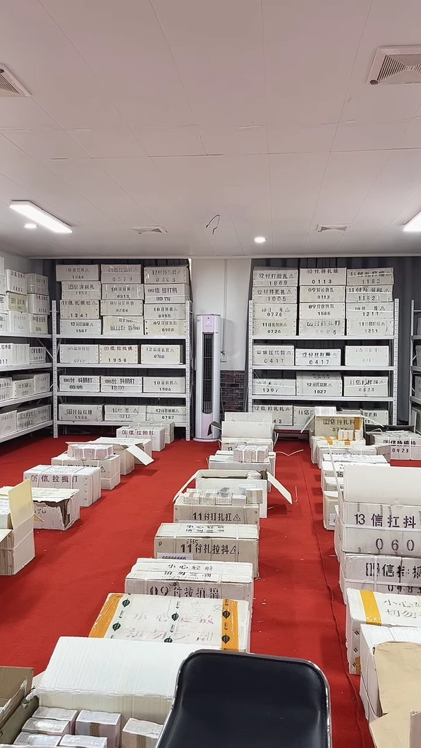 QS天王冠整捆千张连号不挑号01
