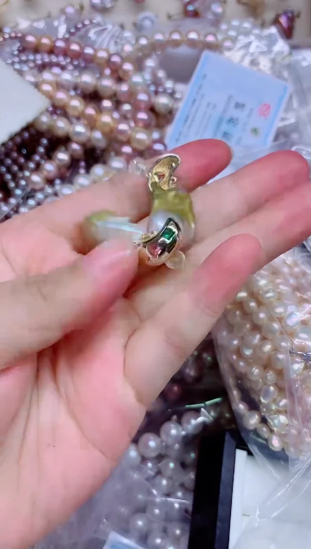 合金淡水珍珠耳饰非无暇