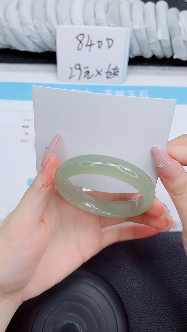 未镶嵌手镯石英质玉60-53.3