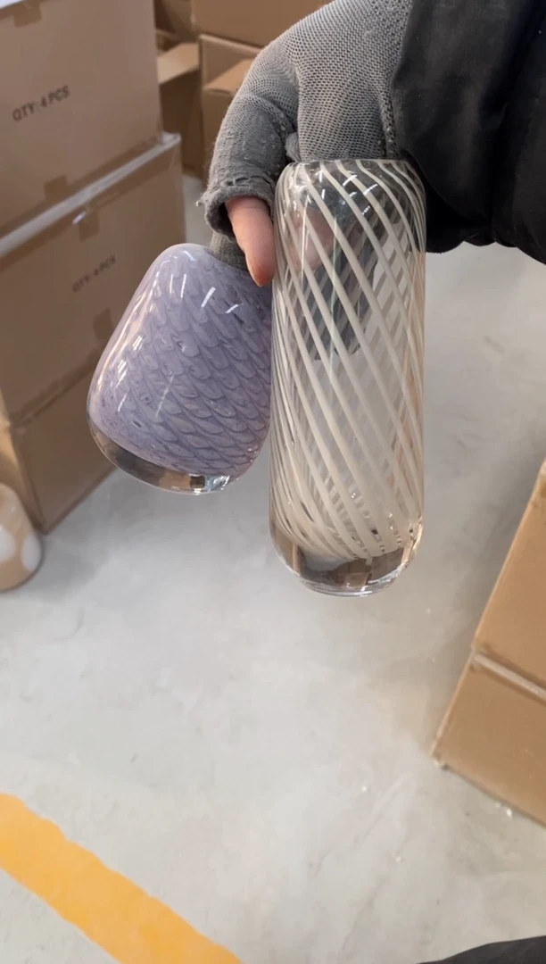 【闪购商品】玻璃143 M1