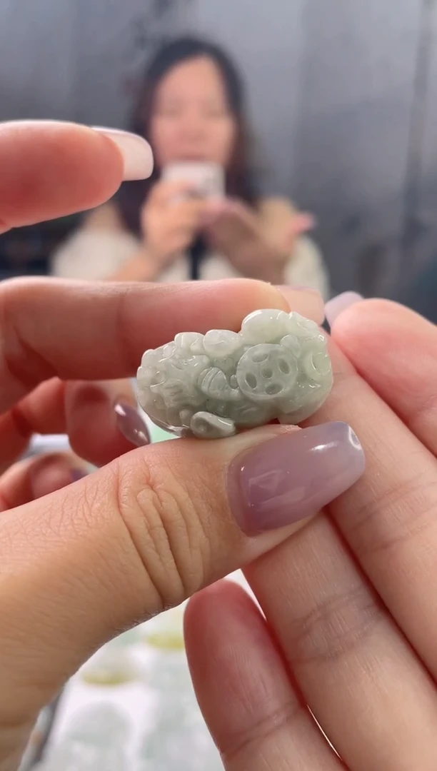 吊坠(不含链)未镶嵌翡翠1