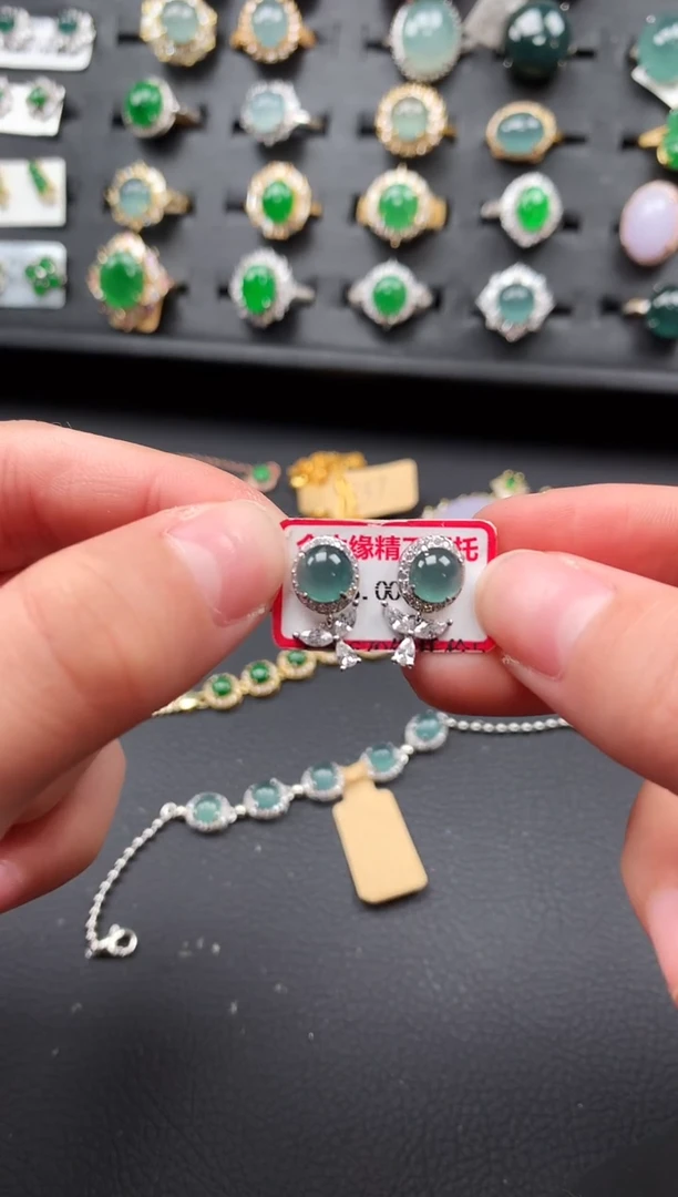 【闪购商品】翡翠戒指银S925镶嵌678976